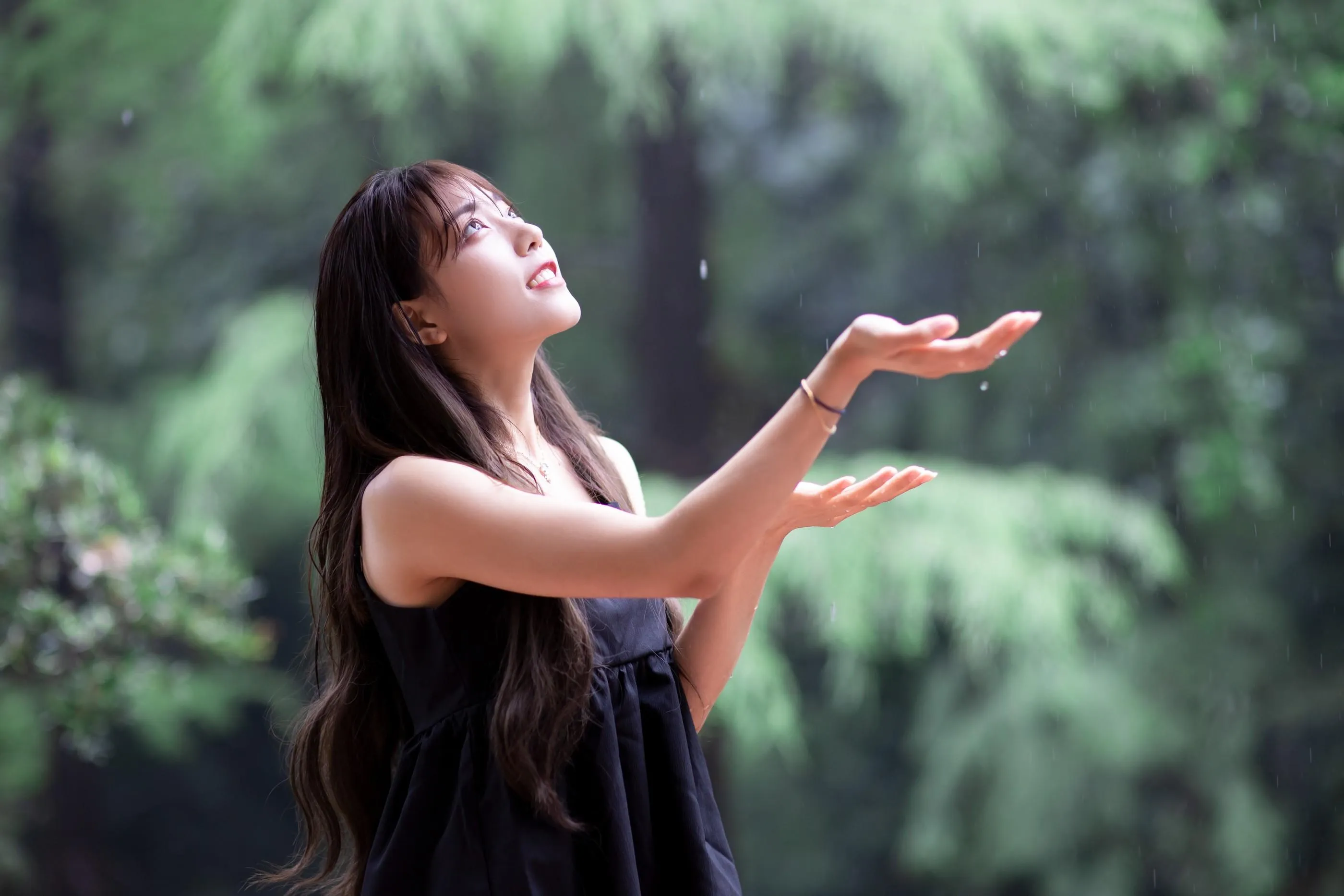 [艺图语] 2022.06.27 透明伞 沐菡 [26P]插图6